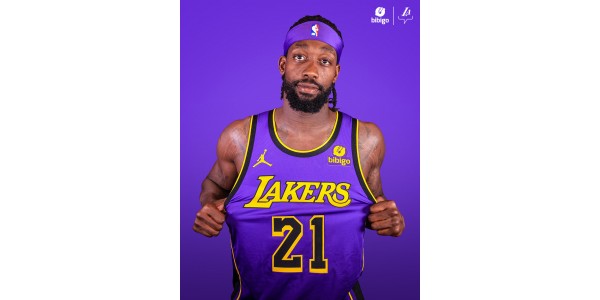 Beverley prikazuje nove dresove